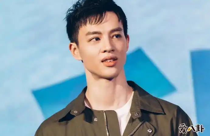 尹昉是真名吗 年纪轻轻却已有众多身份名头能文能舞