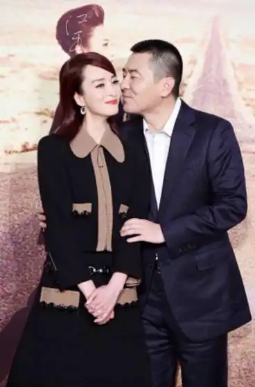 热腾腾!蒋勤勤二胎产子"风险留意"-第2张图片-奶酪博客