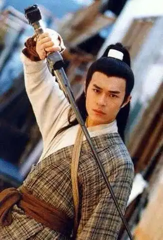 神雕侠侣:抽丝剥茧,探究杨过被砍掉的是左臂还是右臂?