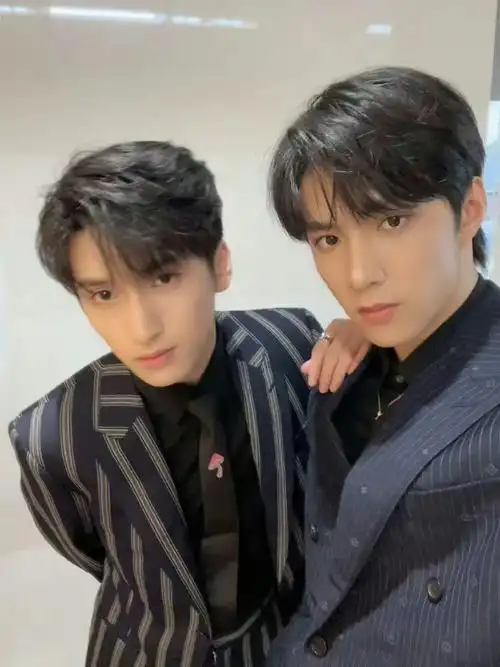 刘耀文严浩翔两年前vs现在