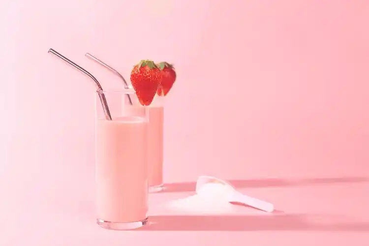 粉色卡通小清新水果草莓边框展板背景夏日水果草莓背景24节气大暑小暑