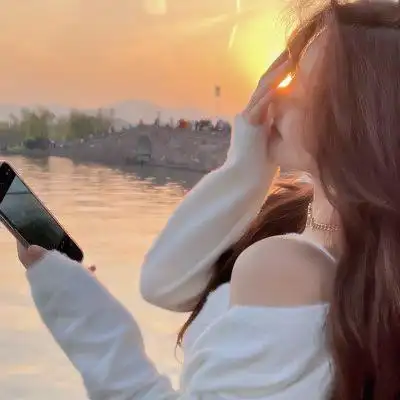 微信头像漂亮背影高清好看的气质女生唯美背影头像图片