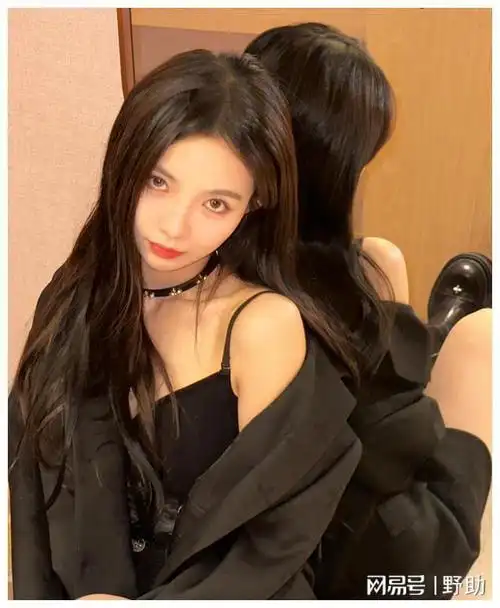 许杨玉琢黑丝长靴项圈