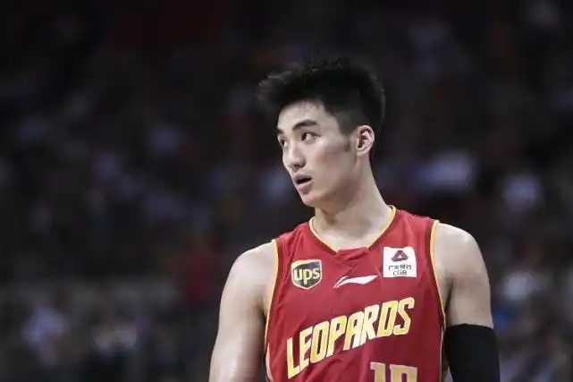 2日18点,新增原广厦球员赵天熠,原上海球员黄世乾和原广州球员郭凯伦