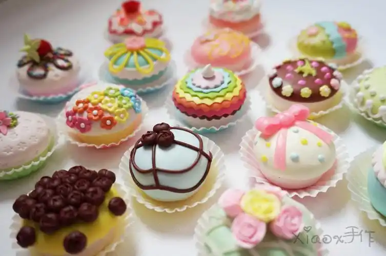 xiaox手作粘土纸杯蛋糕