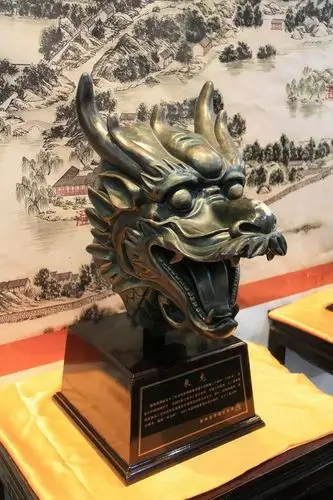 no.9/18圆明园十二生肖兽首铜像展览,龙首(仿品).