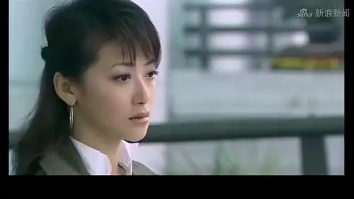 雪在烧:罗一去香港前,舍不得司青,一直趁司青写作时捣乱