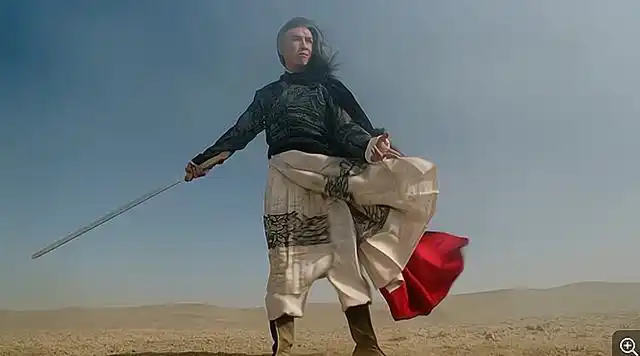 要说起港片中的经典武侠剧,徐克的新龙门客栈绝对是榜上有名的.