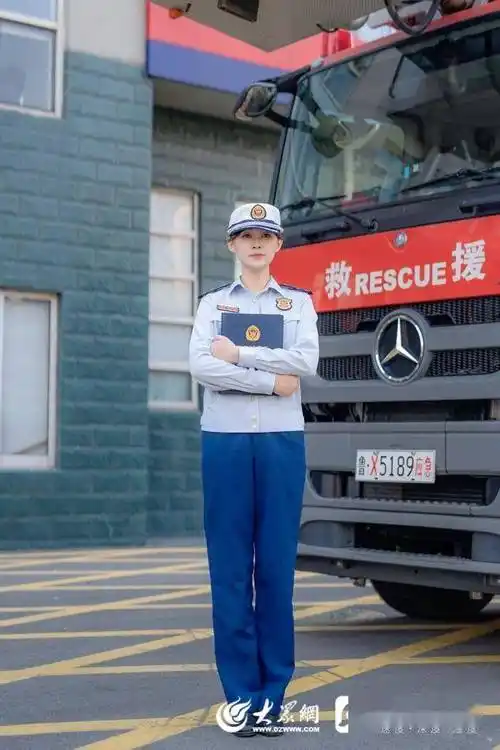 【组图】消防"女神"变装秀 你觉得哪套最飒_救援_夏常服_济南