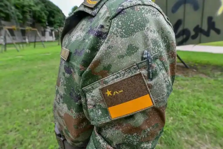 关于星空迷彩的隐藏密码,你知道几个?_天下_新闻中心_长江网_cjn.cn