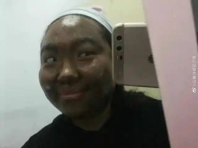 你最丑的照片能丑到什么程度?