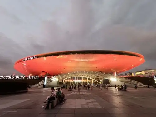 梅赛德斯奔驰文化中心