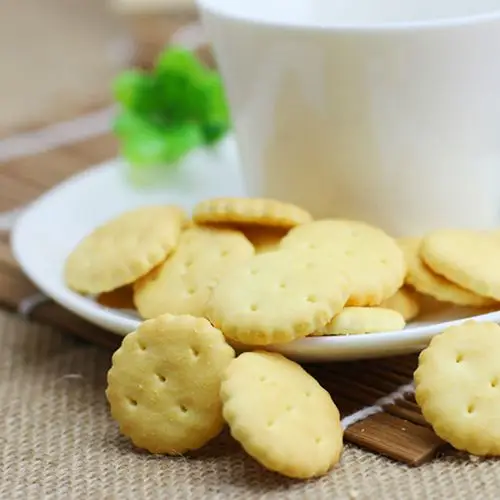 上好佳牛奶小饼90g聪明数码牛奶口味/巧克力味儿童营养小吃零食品