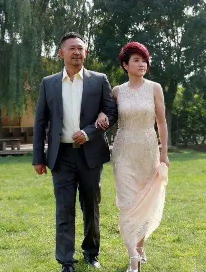 娱乐圈的模范夫妻,16岁一见钟情,相恋9年结婚,至今恩爱如初_宋妍_姜武