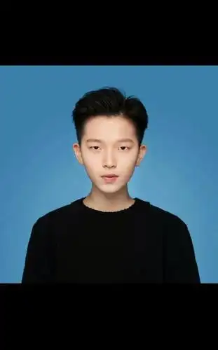 夏天来啦,很多女生想剪一个清爽的发型,下面就有很多好的例子,祝大家