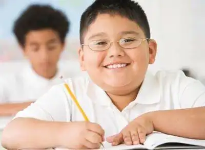 双语囧研究:教师对胖学生心存偏见(图)