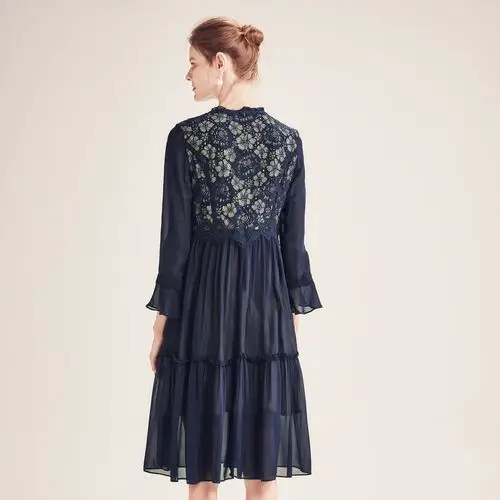 juzui/玖姿女装春装新款优雅蕾丝镂空桑蚕丝拼接中长连衣裙女