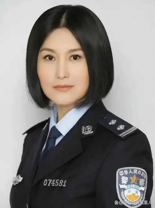 出演过女警的演员,刘涛戴假发,颜丙燕素颜