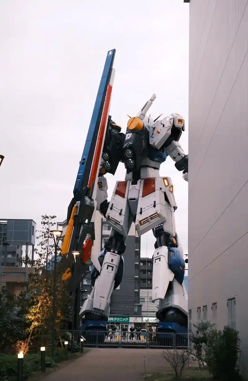 牛高达写真片.真的太幸运了 刚逛完出来 - 抖音