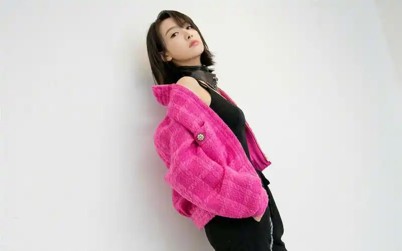 宋茜超清粉色系少女心壁纸