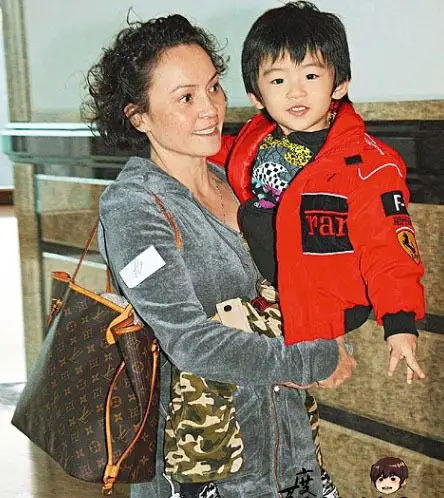 张柏芝疑再次怀孕 昔日婆婆狄波拉美过张柏芝