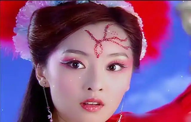 七仙女:有多爱王母?你看看她对红儿和橙儿的差别就知道了