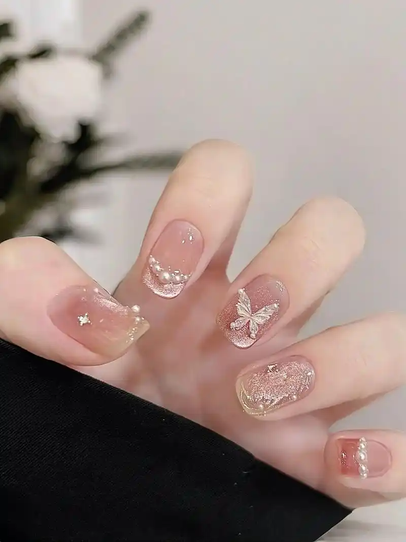 七夕情人节限定夏日显白美甲🦋纯欲裸色百搭富家千金爆闪穿戴甲.