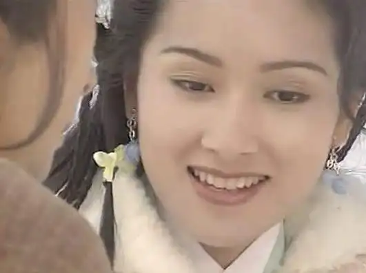 她与古天乐相恋7年,甘愿为他退出娱乐圈,如今44岁却单身一人_黄纪莹