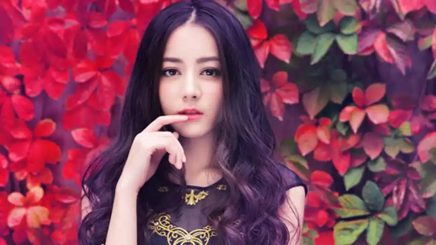 90后中实力最强的小花 郑爽迪丽热巴最红火