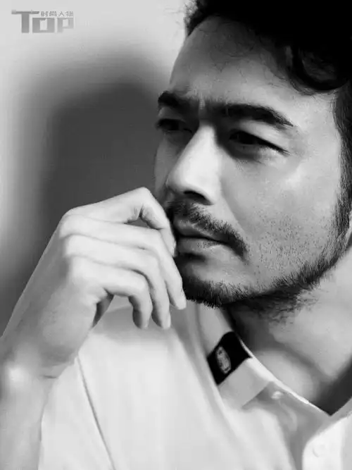 杨烁儒雅绅士大片##tops时尚人物