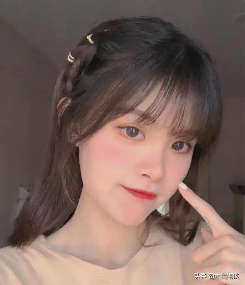 中短发适合夏天的简单发型,手残党必备