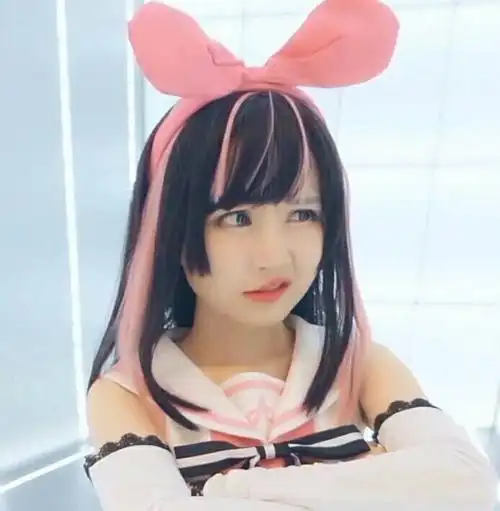 萌妹嫌弃的眼神萌妹嫌弃眼神表情