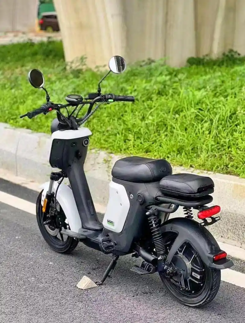 小牛us新国标电动车,实行几千公里,搭配48v小牛原厂锂电(电池带保修)