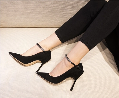 小个女生穿鞋的四个误区难怪一直不显高