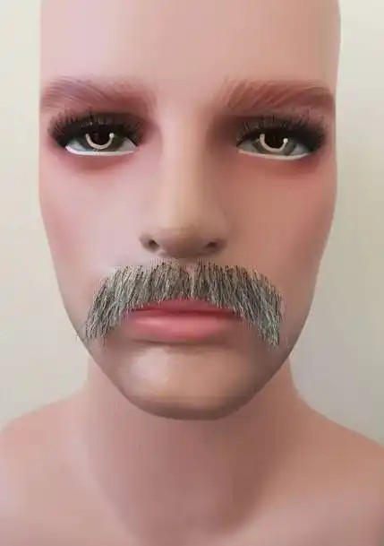 八字胡 八字胡怎么让中间也长