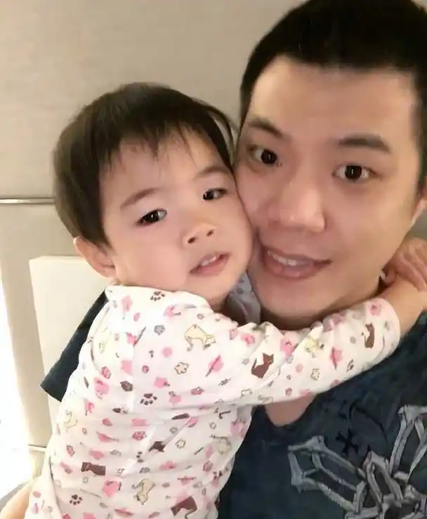 黄奕前夫黄毅清被判有期徒刑16年马苏和黄奕晒美照心情好