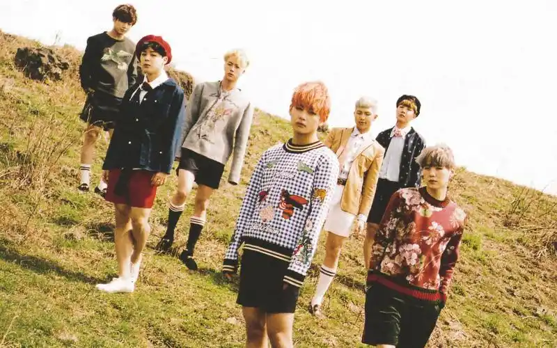 bts防弹少年团youngforever2画报写真