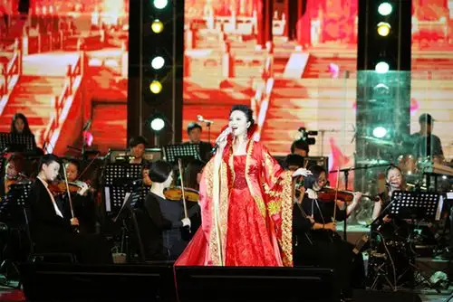 梦苇上海之春"伊人如梦"独唱音乐会盛大开唱