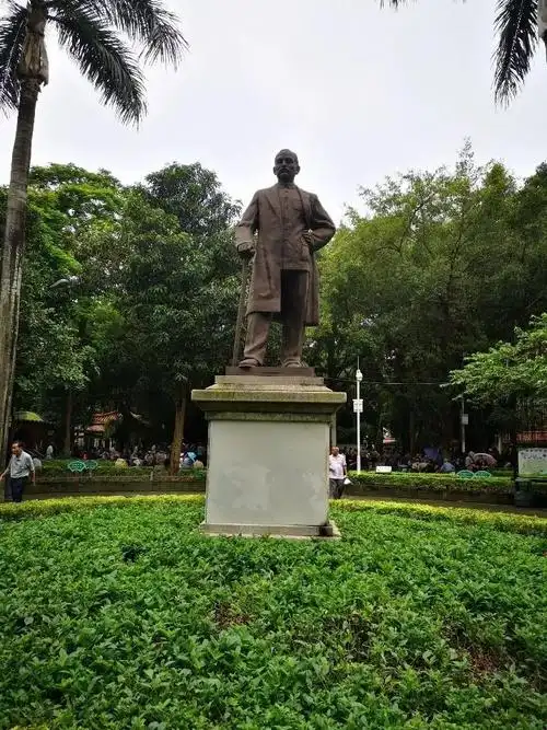 市区中山公园里藏着一段轰轰烈烈的往事