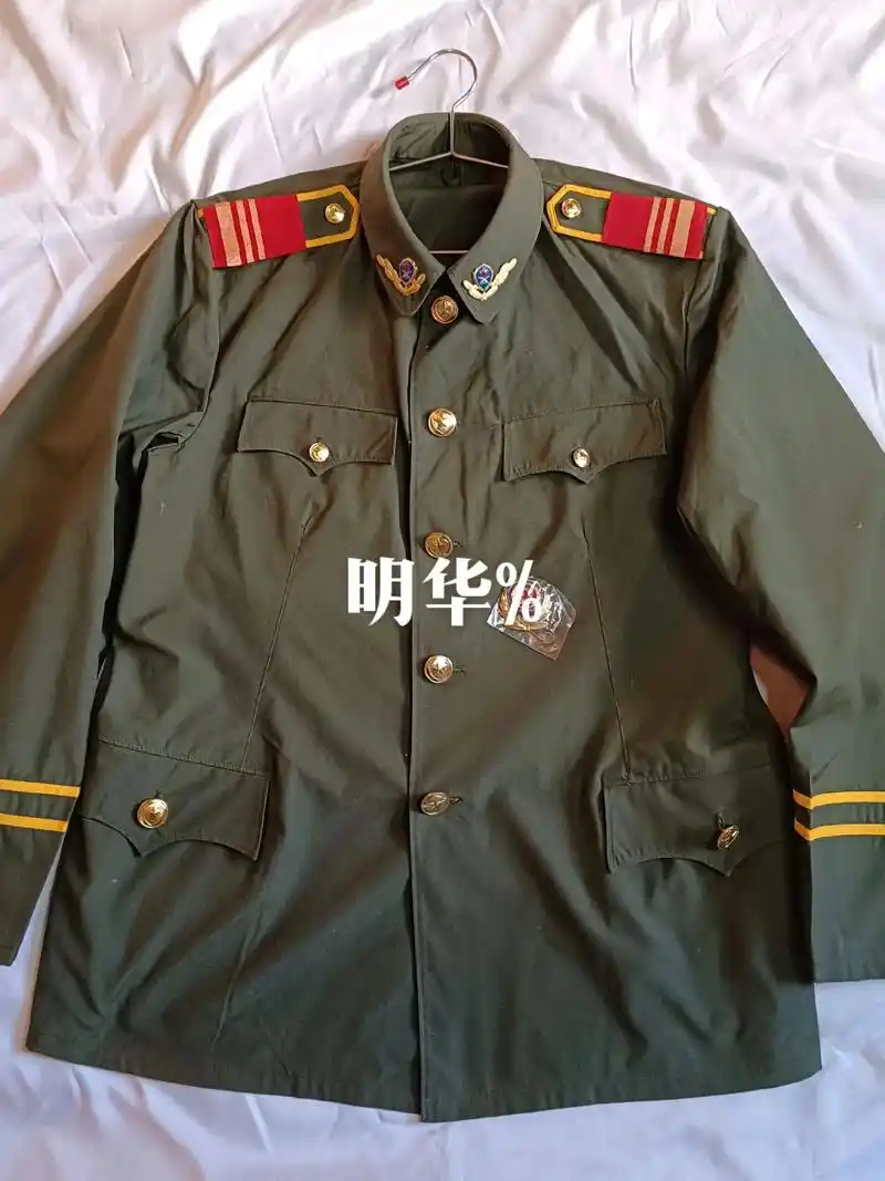 武警中士.6种武警领花你戴过几种? - 抖音