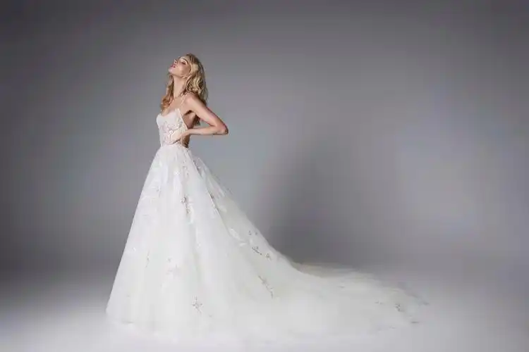 精灵超模jessicastam与维密天使elsahosk共同演绎nicolef