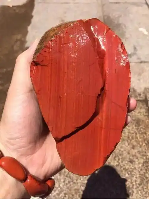 花几千块买的"满肉"南红,居然是"红碧石"!