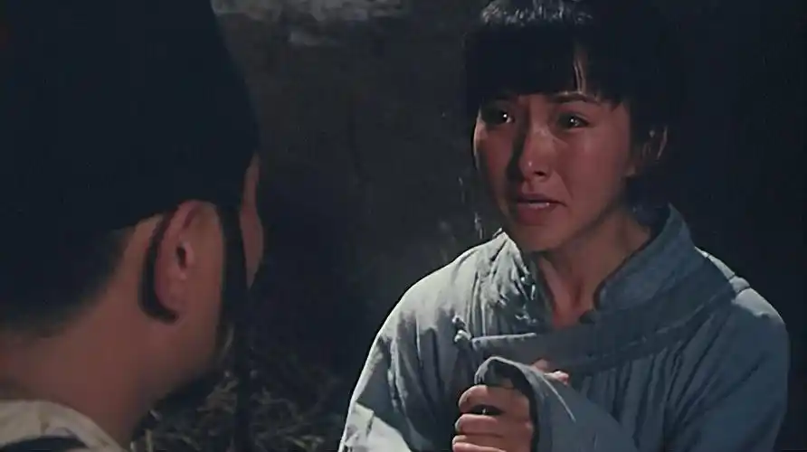 电影《裸血》:旧社会,漂亮女人被卖的那刻起,悲惨命运就已开始