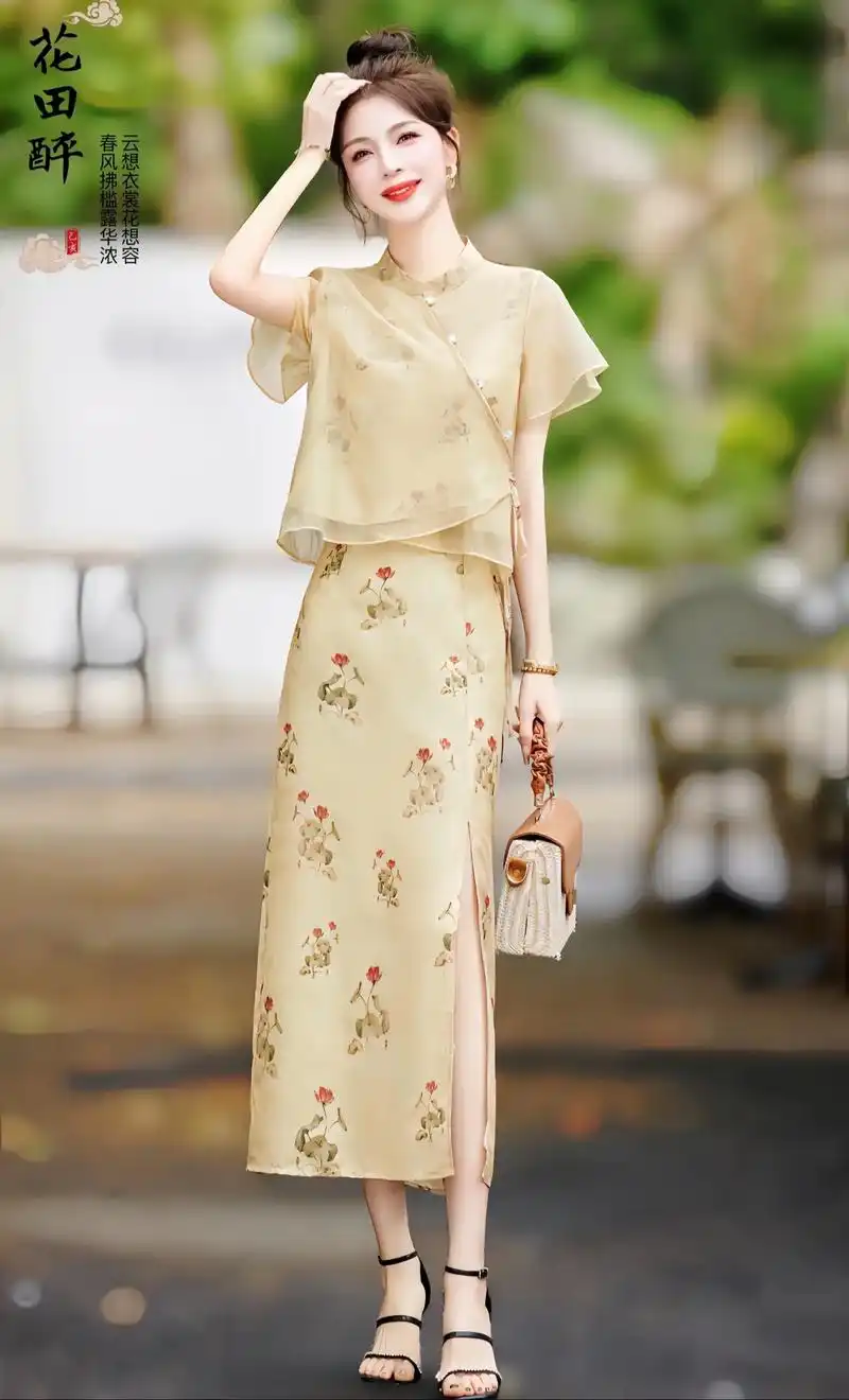 新中式国风复古改良旗袍套装,印花上衣与半身裙两件套,尽显女性优雅