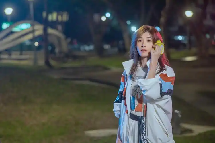 苏慧伦面面面面俱到不如面面相趣