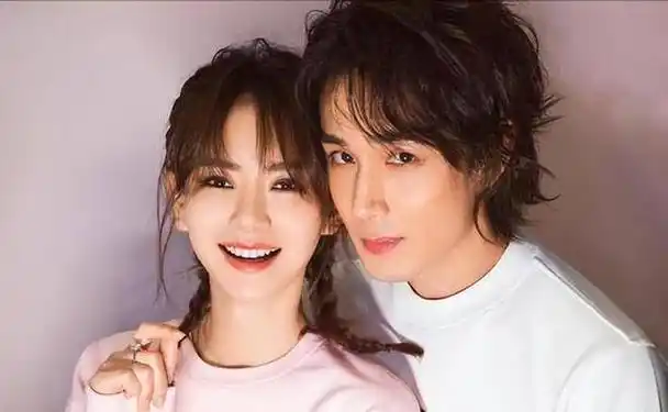 戚薇曾是双性恋,前女友对她至今难以释怀,用戚薇名字为女儿取名