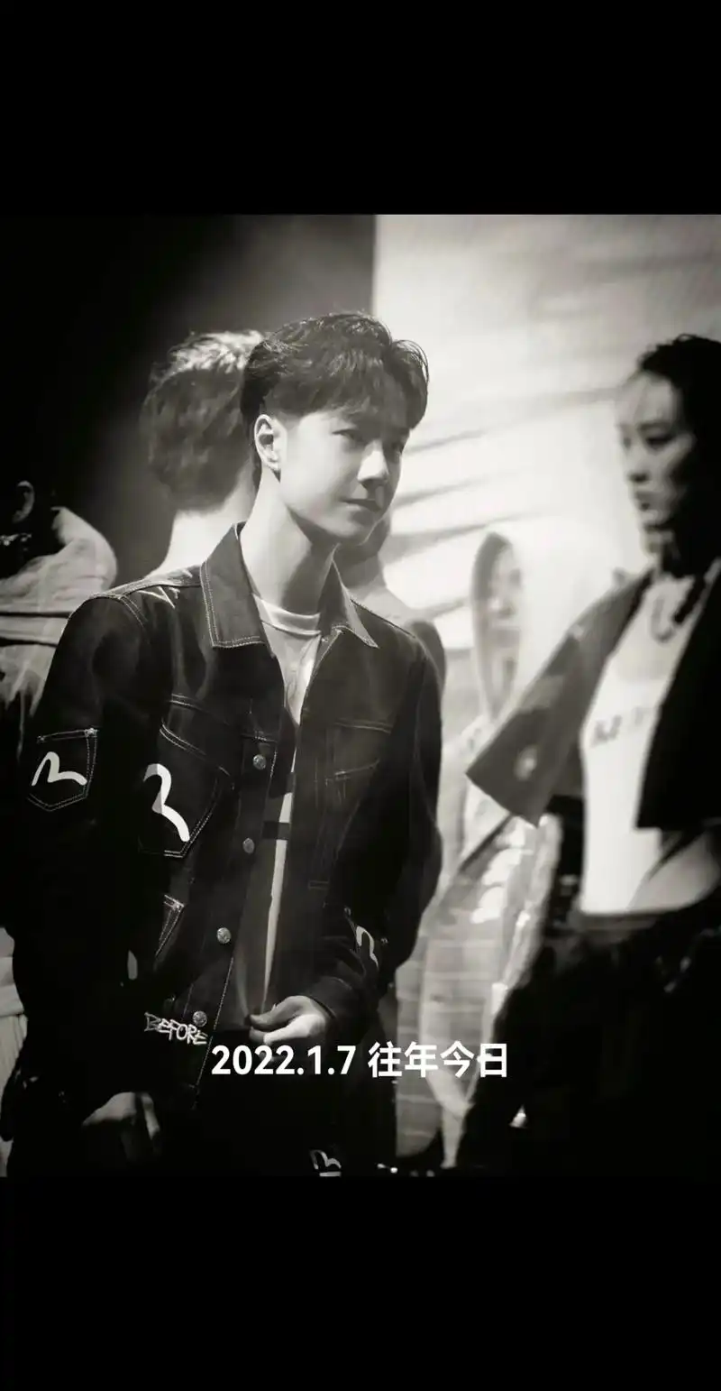 王一博 #从漫画里走出来的男孩 ,这是22年的今天搜罗保存 - 抖音