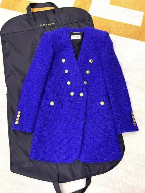 靛蓝色大爱这个颜色不系扣子