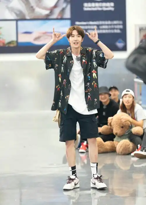 分享一些滑板小博#王一博