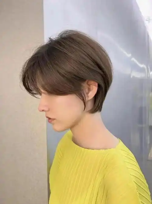 爆款女士短发来了,个性时尚有特色,喜欢别错过|发型|脸型|露耳|波波头